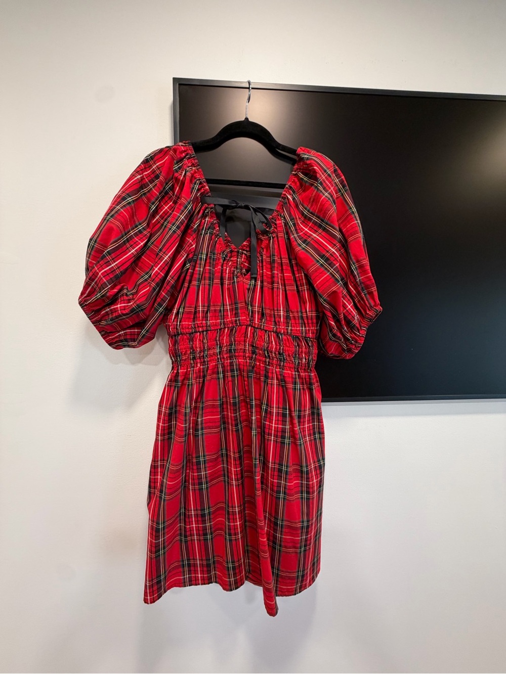Old Navy Red Plaid Puff-Sleeve Dress